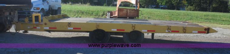 image for item D2178 1981 Eager Beaver 10TXT tilt deck trailer