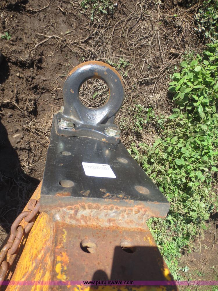 image for item D2194 1982 Belshe T-8 equipment trailer