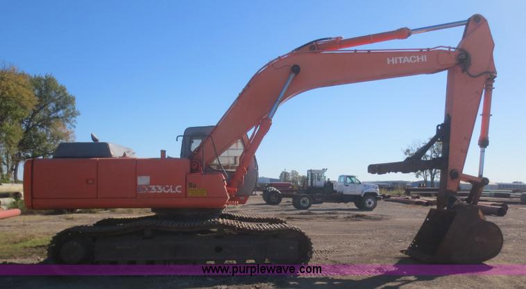 image for item D2199 2001 Hitachi EX330LC-5 excavator