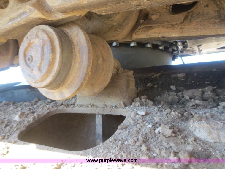 image for item D2199 2001 Hitachi EX330LC-5 excavator