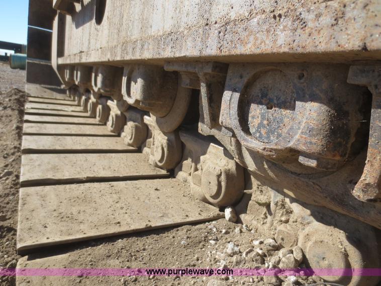 image for item D2199 2001 Hitachi EX330LC-5 excavator