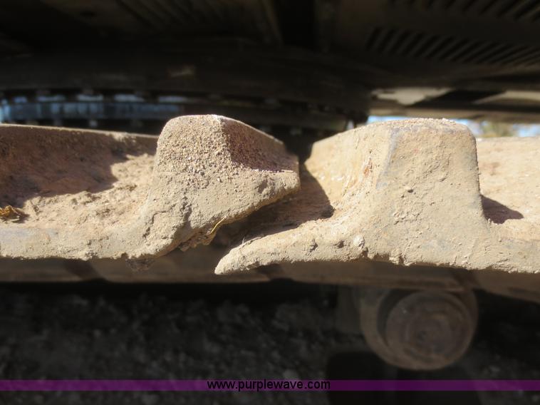 image for item D2199 2001 Hitachi EX330LC-5 excavator