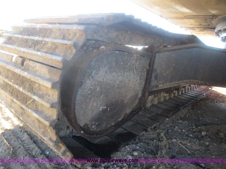 image for item D2199 2001 Hitachi EX330LC-5 excavator