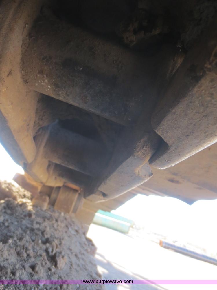 image for item D2199 2001 Hitachi EX330LC-5 excavator