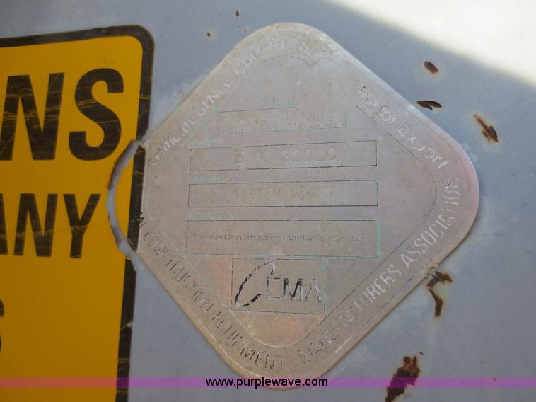 image for item D2199 2001 Hitachi EX330LC-5 excavator