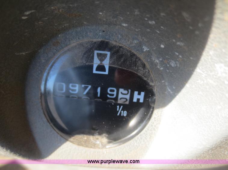 image for item D2199 2001 Hitachi EX330LC-5 excavator