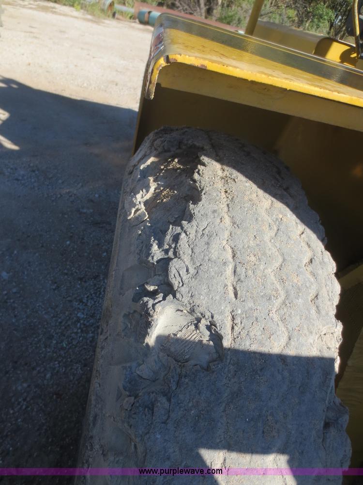 image for item D2200 Hyster P80A forklift