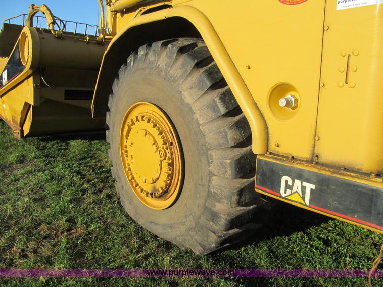 image for item E4992 1982 Caterpillar 621B conventional scraper