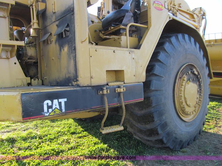 image for item E4992 1982 Caterpillar 621B conventional scraper