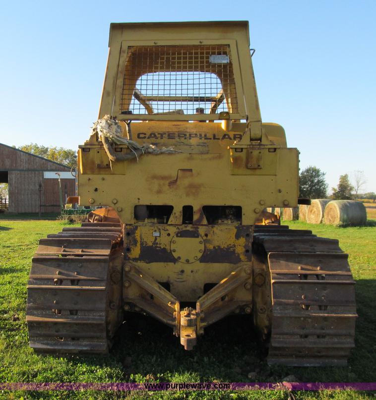 image for item E4993 1974 Caterpillar D8K dozer