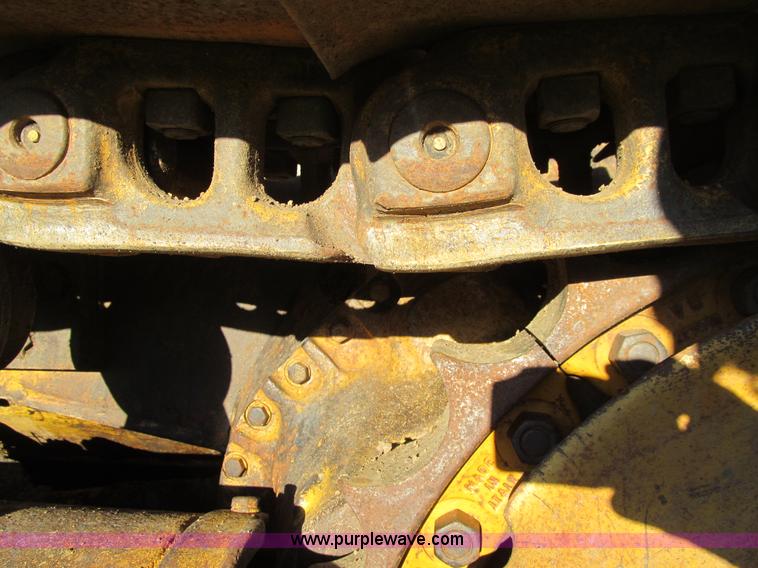 image for item E4993 1974 Caterpillar D8K dozer