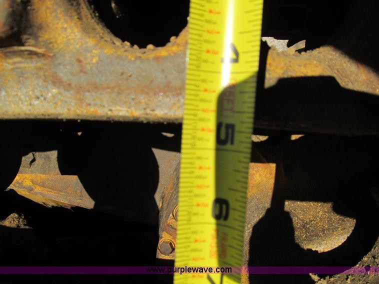 image for item E4993 1974 Caterpillar D8K dozer