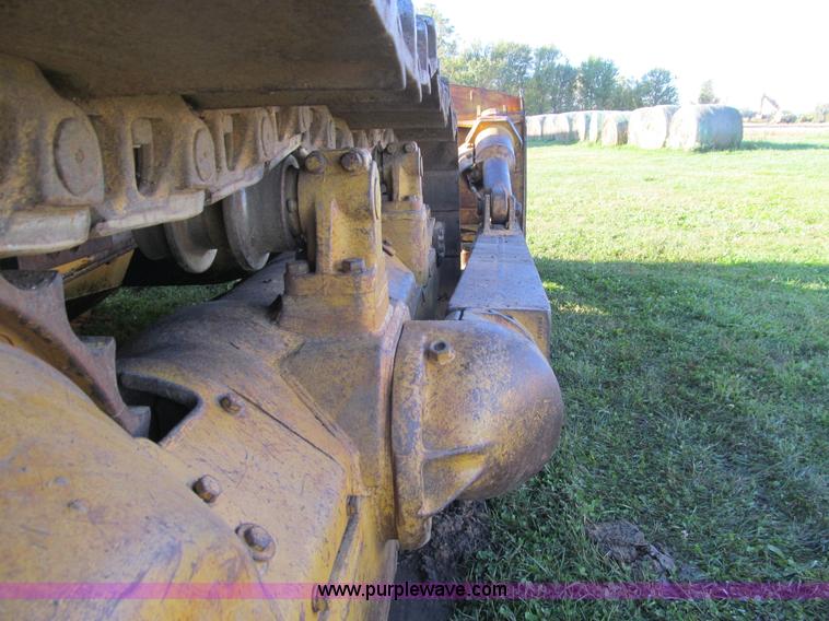 image for item E4993 1974 Caterpillar D8K dozer