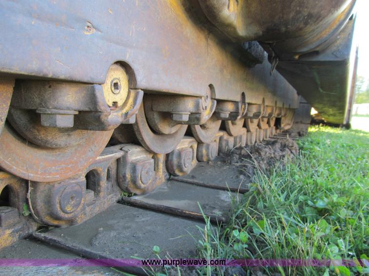 image for item E4993 1974 Caterpillar D8K dozer