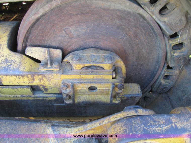 image for item E4993 1974 Caterpillar D8K dozer