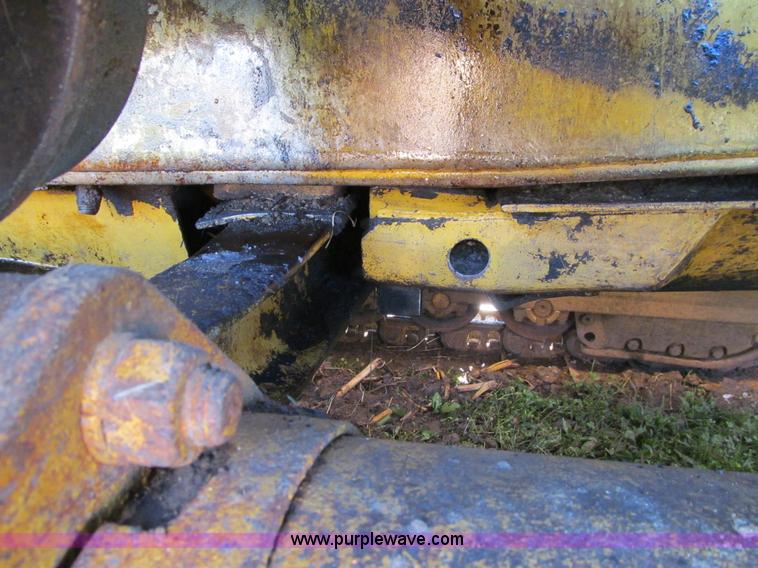 image for item E4993 1974 Caterpillar D8K dozer