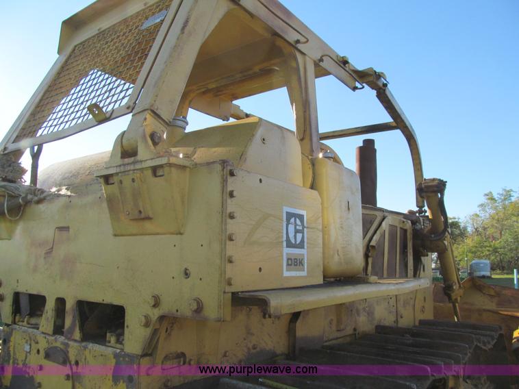 image for item E4993 1974 Caterpillar D8K dozer