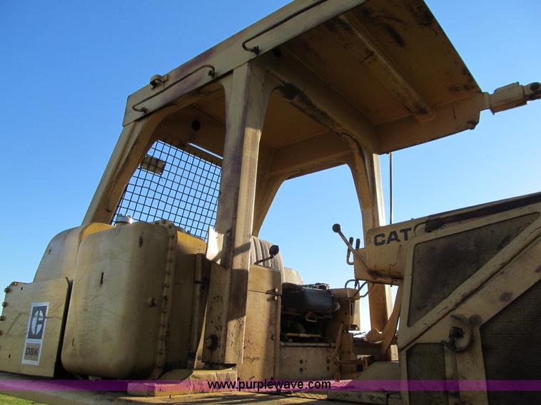 image for item E4993 1974 Caterpillar D8K dozer
