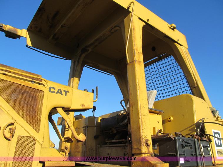 image for item E4993 1974 Caterpillar D8K dozer