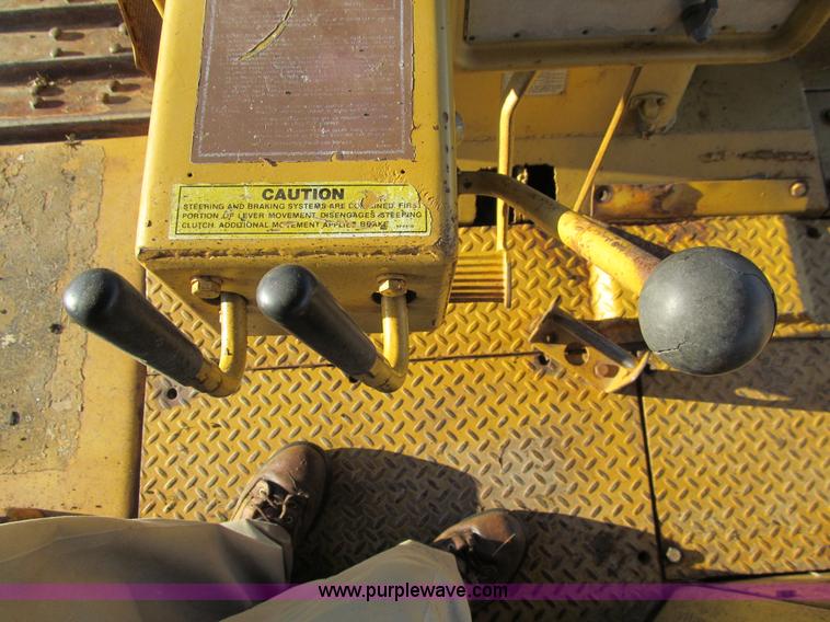 image for item E4993 1974 Caterpillar D8K dozer