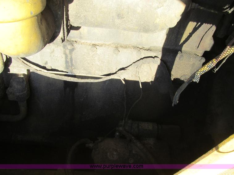 image for item E4993 1974 Caterpillar D8K dozer