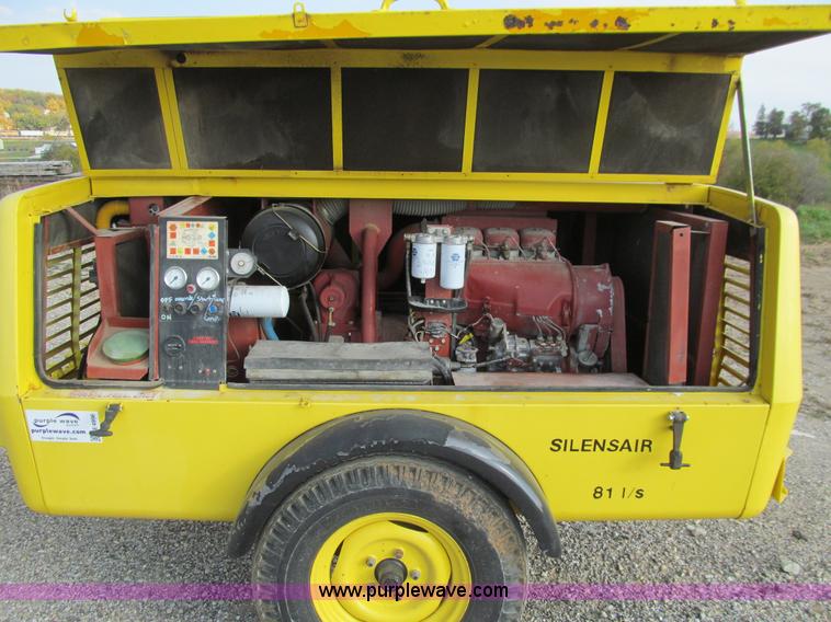 image for item E4996 Atlas Copco XAS80 air compressor