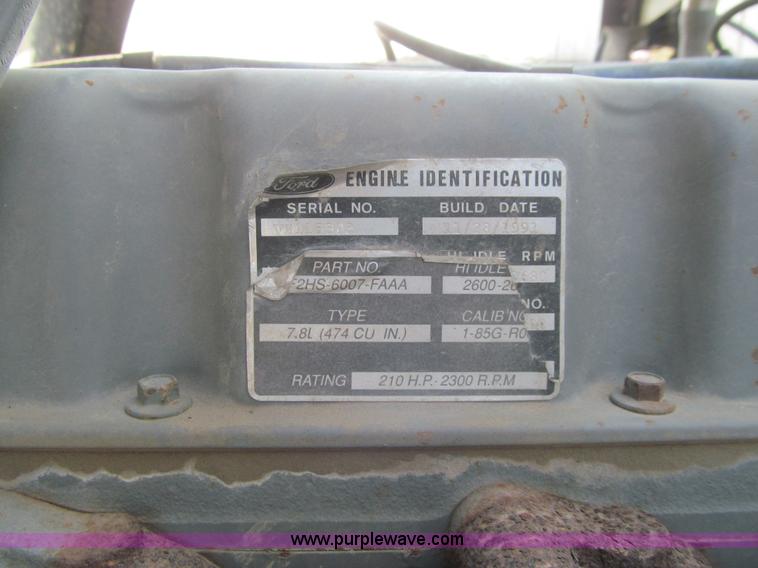 image for item E4997 1993 Ford CF8000 box truck