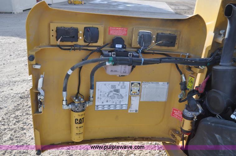 image for item F2099 2013 Caterpillar 246C skid steer