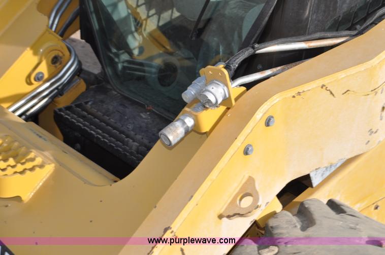 image for item F2099 2013 Caterpillar 246C skid steer