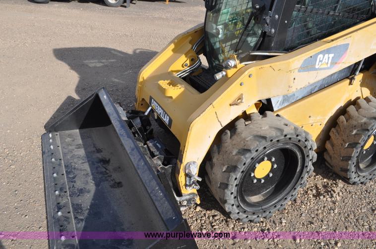 image for item F2099 2013 Caterpillar 246C skid steer