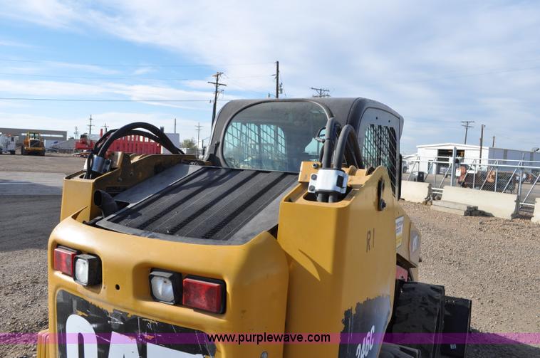 image for item F2099 2013 Caterpillar 246C skid steer