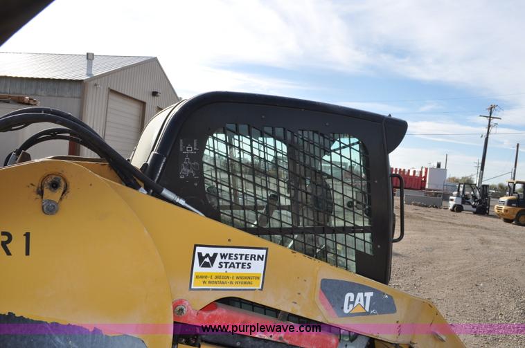 image for item F2099 2013 Caterpillar 246C skid steer