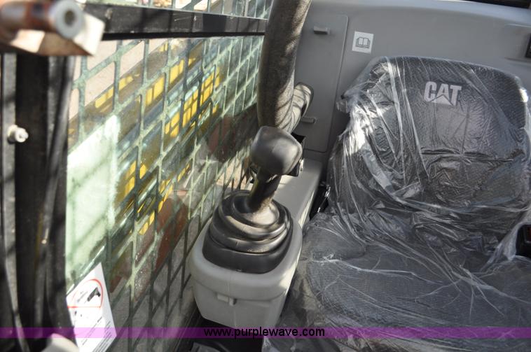 image for item F2099 2013 Caterpillar 246C skid steer