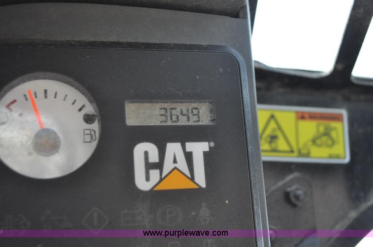 image for item F2099 2013 Caterpillar 246C skid steer