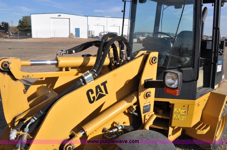image for item F2100 2006 Caterpillar 904B compact wheel loader