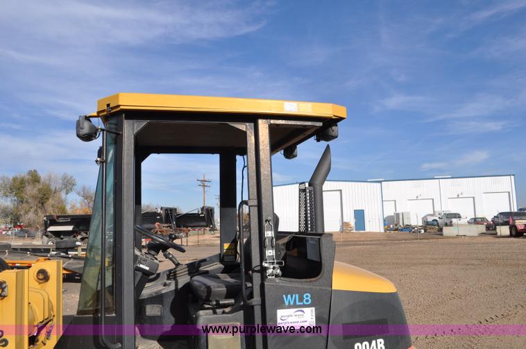 image for item F2100 2006 Caterpillar 904B compact wheel loader