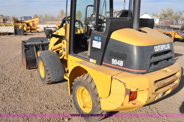 image for item F2100 2006 Caterpillar 904B compact wheel loader