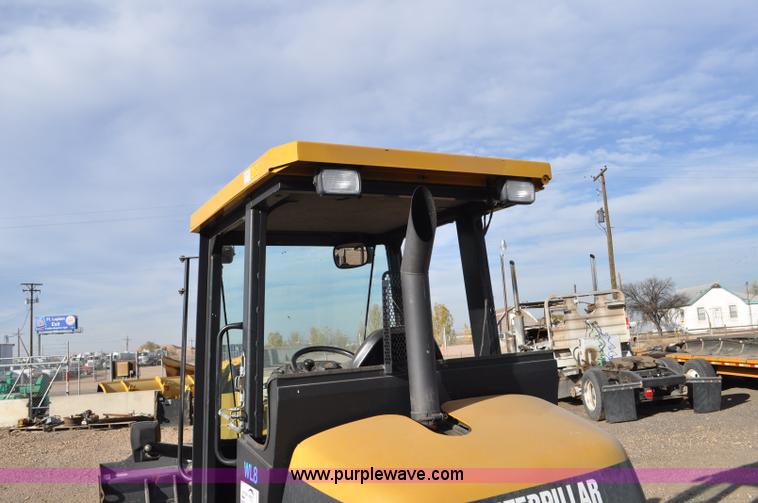 image for item F2100 2006 Caterpillar 904B compact wheel loader