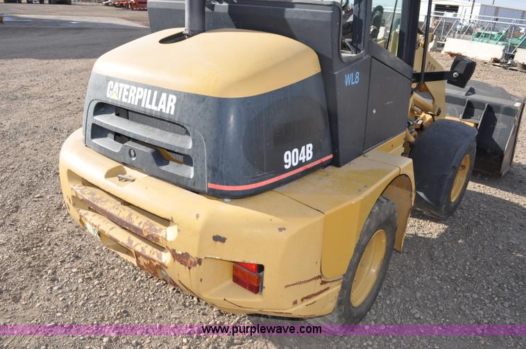 image for item F2100 2006 Caterpillar 904B compact wheel loader