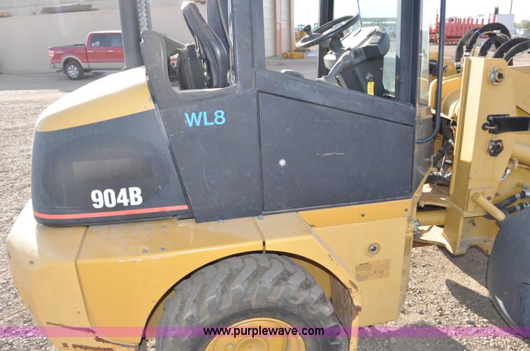image for item F2100 2006 Caterpillar 904B compact wheel loader