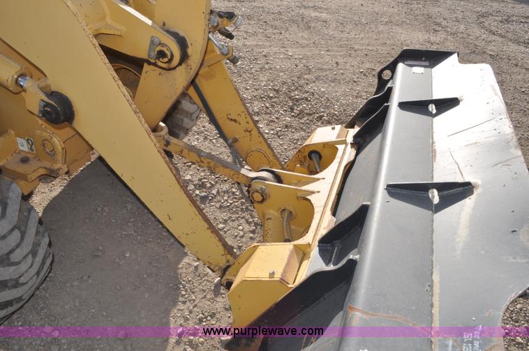 image for item F2100 2006 Caterpillar 904B compact wheel loader