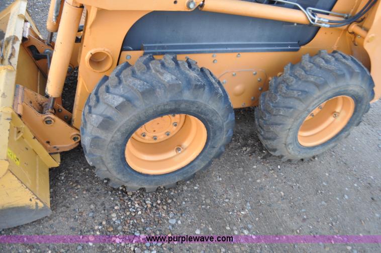 image for item F2106 2003 Case 70XT skid steer