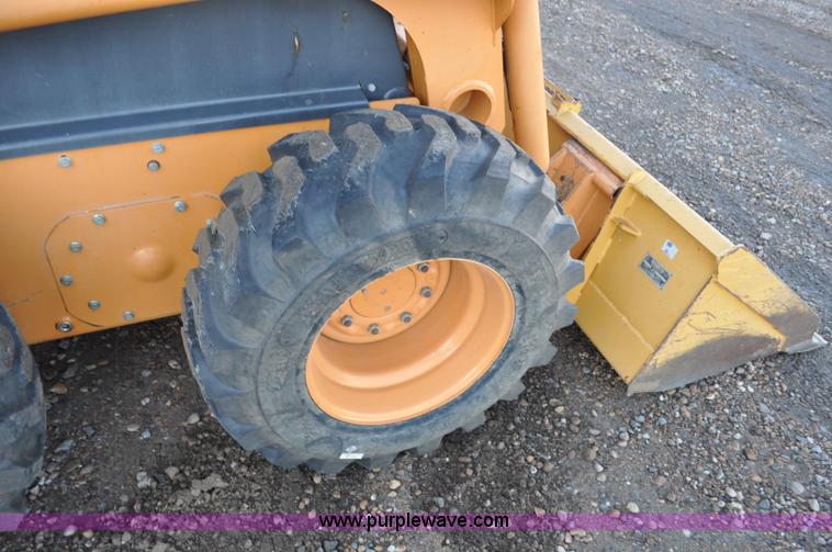 image for item F2106 2003 Case 70XT skid steer