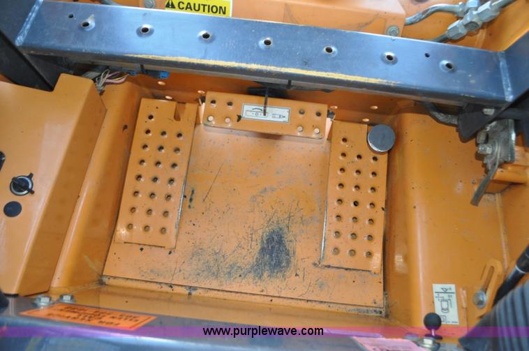 image for item F2106 2003 Case 70XT skid steer