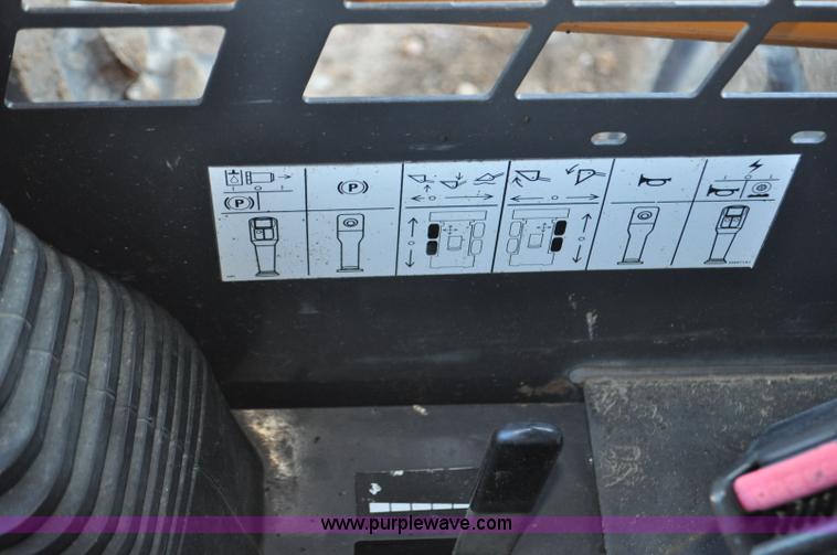 image for item F2106 2003 Case 70XT skid steer