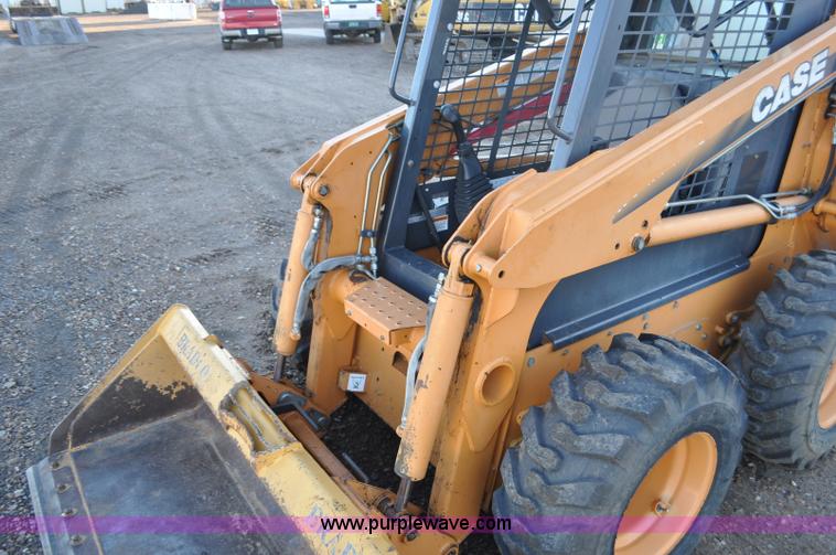 image for item F2106 2003 Case 70XT skid steer