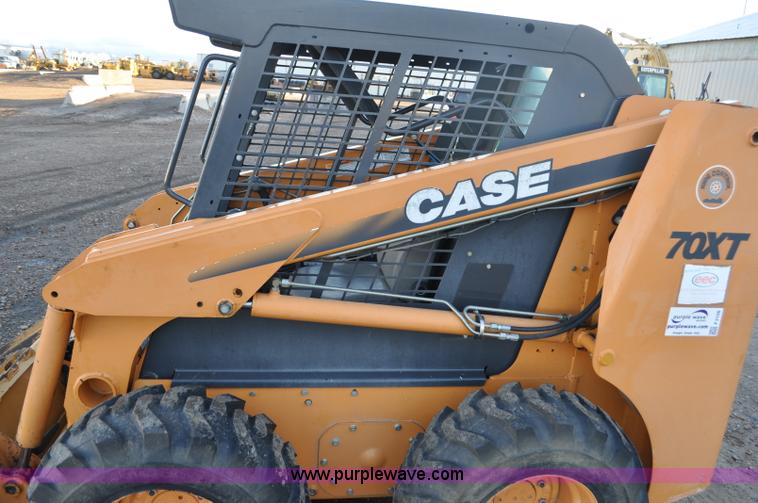 image for item F2106 2003 Case 70XT skid steer