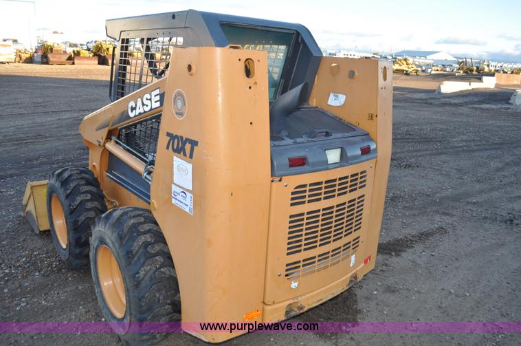 image for item F2106 2003 Case 70XT skid steer
