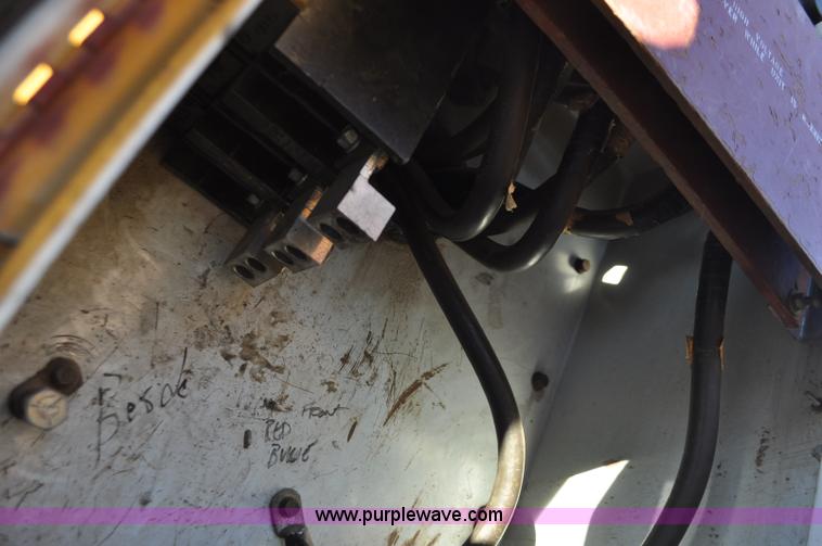 image for item F2109 Caterpillar SR4 generator