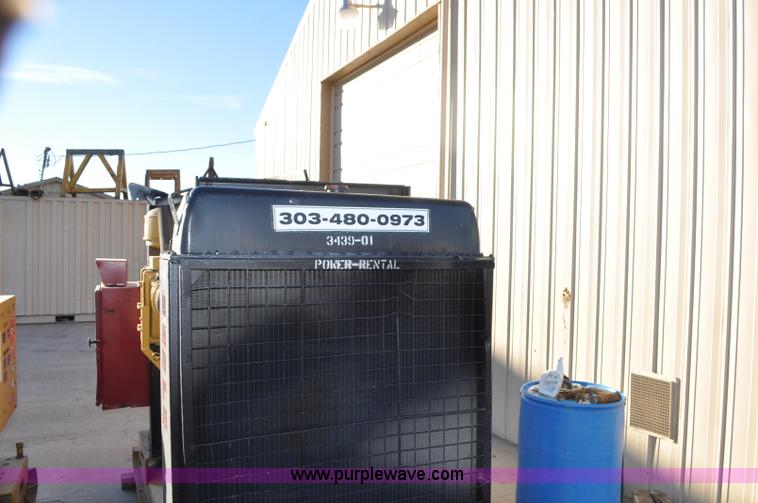 image for item F2109 Caterpillar SR4 generator